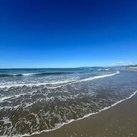2 A 50m Dal Mare E Parcheggio Privato * Marina di Pietrasanta